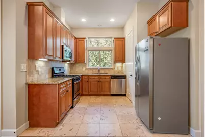 104 Estelle Street, Houston, TX 77003 - Photo 17