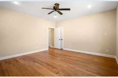 104 Estelle Street, Houston, TX 77003 - Photo 9