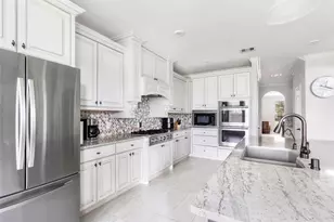 18931 Wild Thornberry Dr, Tomball, TX 77377 - Photo 15