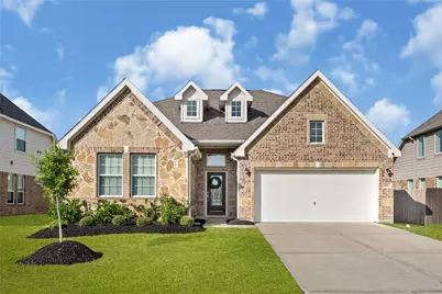 119 Comal Drive, Baytown, TX 77523 - Photo 1