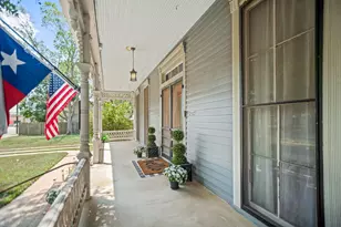 1216 Live Oak St, Columbus, TX 78934 - Photo 7
