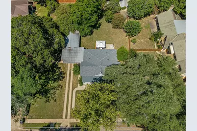 1216 Live Oak Street, Columbus, TX 78934 - Photo 9