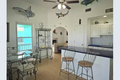 953 Sea Breeze, Crystal Beach, TX 77650 - Photo 9