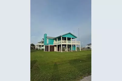 953 Sea Breeze, Crystal Beach, TX 77650 - Photo 37