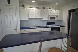 953 Sea Breeze, Crystal Beach, TX 77650 - Photo 29