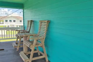 953 Sea Breeze, Crystal Beach, TX 77650 - Photo 23