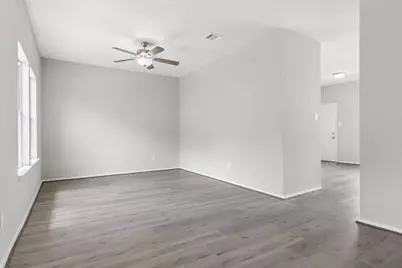 1669 Nichole Woods Drive, Houston, TX 77047 - Photo 3