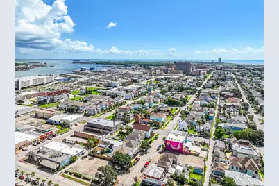 1820 Market Street #2, Galveston, TX 77550 - Photo 35