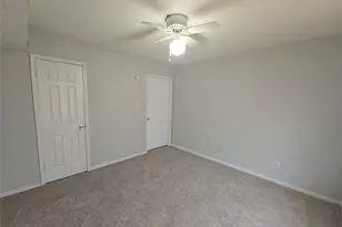 14600 Fonmeadow Dr, Houston, TX 77035 - Photo 7