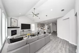 14722 Diamond Dove Ln, Houston, TX 77049 - Photo 17