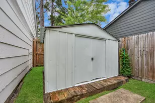 2811 Canary Ln, Humble, TX 77396 - Photo 39