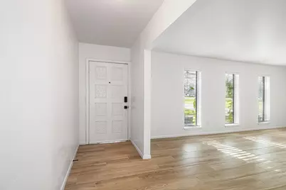 416 Southern Oaks Drive, Lake Jackson, TX 77566 - Photo 5