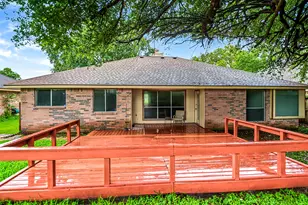 15818 Castorglen Dr, Webster, TX 77598 - Photo 31