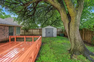 15818 Castorglen Dr, Webster, TX 77598 - Photo 33