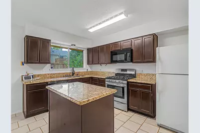 15818 Castorglen Drive, Webster, TX 77598 - Photo 17