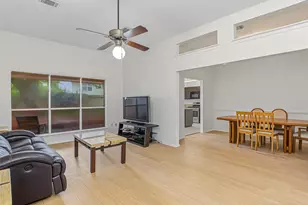 15818 Castorglen Dr, Webster, TX 77598 - Photo 7