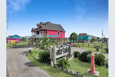 970 Surfside Drive, Crystal Beach, TX 77650 - Photo 5