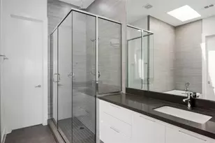 1155 W 18th St, Houston, TX 77008 - Photo 27