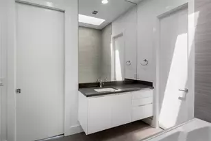 1155 W 18th St, Houston, TX 77008 - Photo 29