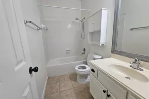 35 S Avonlea Cir, The Woodlands, TX 77382 - Photo 19