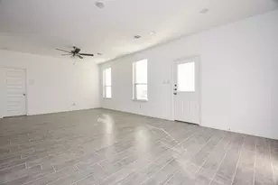 5715 Aurora Grns Ln, Katy, TX 77493 - Photo 13