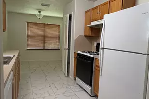8943 Farm Ridge Ln, Humble, TX 77338 - Photo 11