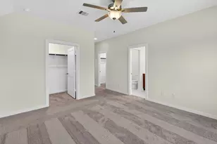9113 Highland Northern Wy, Houston, TX 77088 - Photo 19