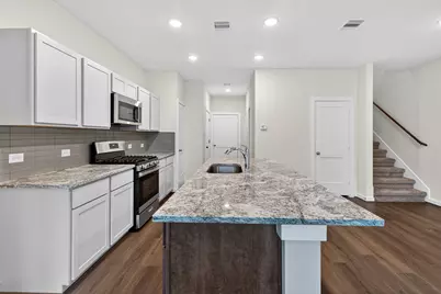 9113 Highland Northern Way, Houston, TX 77088 - Photo 9