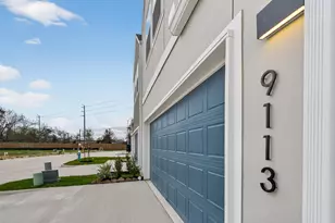 9113 Highland Northern Wy, Houston, TX 77088 - Photo 5