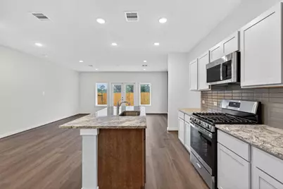 9113 Highland Northern Way, Houston, TX 77088 - Photo 5