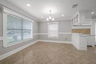 7647 Greendowns St, Houston, TX 77087 - Photo 7