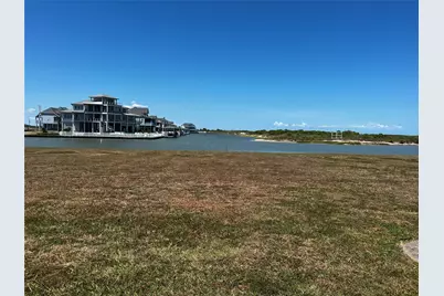 55 Water Key, Hitchcock, TX 77563 - Photo 3