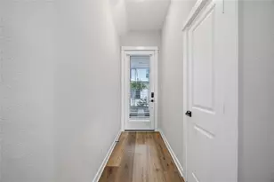 6723 Parker Oaks Ln, Houston, TX 77076 - Photo 3