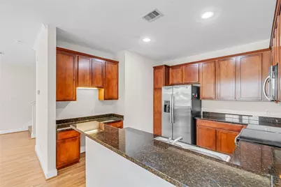 3001 Murworth Drive #1805, Houston, TX 77025 - Photo 9