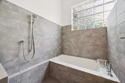 1730 White Oak Drive, Houston, TX 77009 - Photo 23