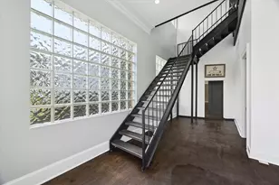 1730 White Oak Dr, Houston, TX 77009 - Photo 7