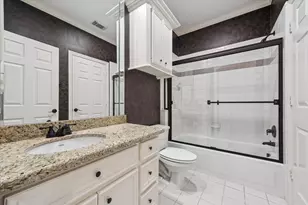 3210 Maroneal St, Houston, TX 77025 - Photo 17