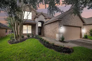 210 Black Swan Pl, The Woodlands, TX 77354 - Photo 1