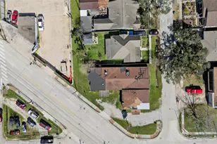 4110 N Main St, Houston, TX 77009 - Photo 17