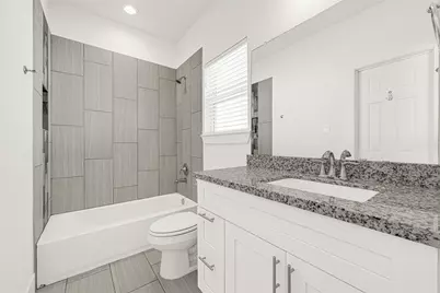 6405 Leopold Star Lane, Houston, TX 77048 - Photo 17
