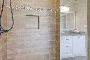 706 Cypress Wood Dr, Orange, TX 77630 - Photo 23