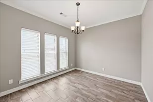 706 Cypress Wood Dr, Orange, TX 77630 - Photo 7