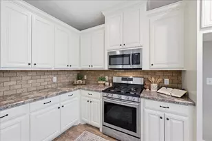 706 Cypress Wood Dr, Orange, TX 77630 - Photo 17