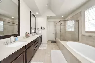 10928 Wrenwood Park, Houston, TX 77043 - Photo 23