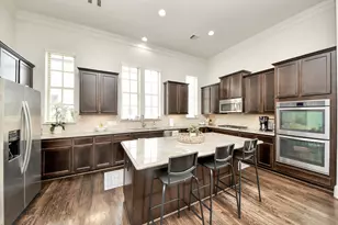 10928 Wrenwood Park, Houston, TX 77043 - Photo 11
