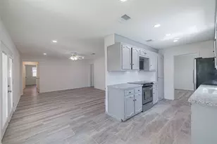 12106 Fairmeadow Dr, Houston, TX 77071 - Photo 15