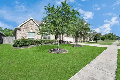 1122 Boxwood Place, Friendswood, TX 77546 - Photo 3