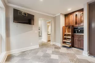 707 Queensmill Ct, Houston, TX 77079 - Photo 9