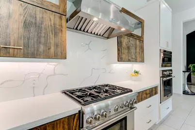 1002 Royal Lakes Manor Boulevard, Richmond, TX 77469 - Photo 15