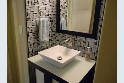 4302 Lake Walk Court, Missouri City, TX 77459 - Photo 21